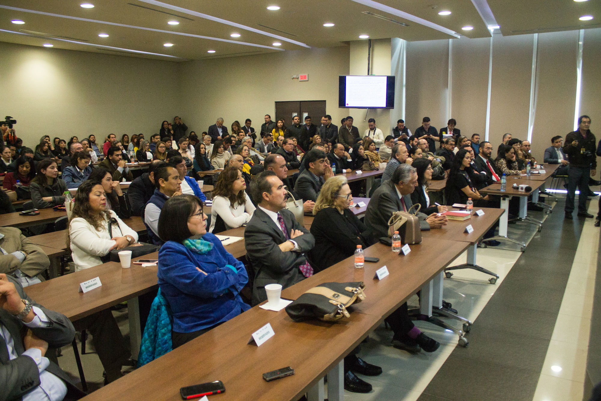 Dialoga con universitarios de Nuevo León sobre el Sistema Anticorrupción