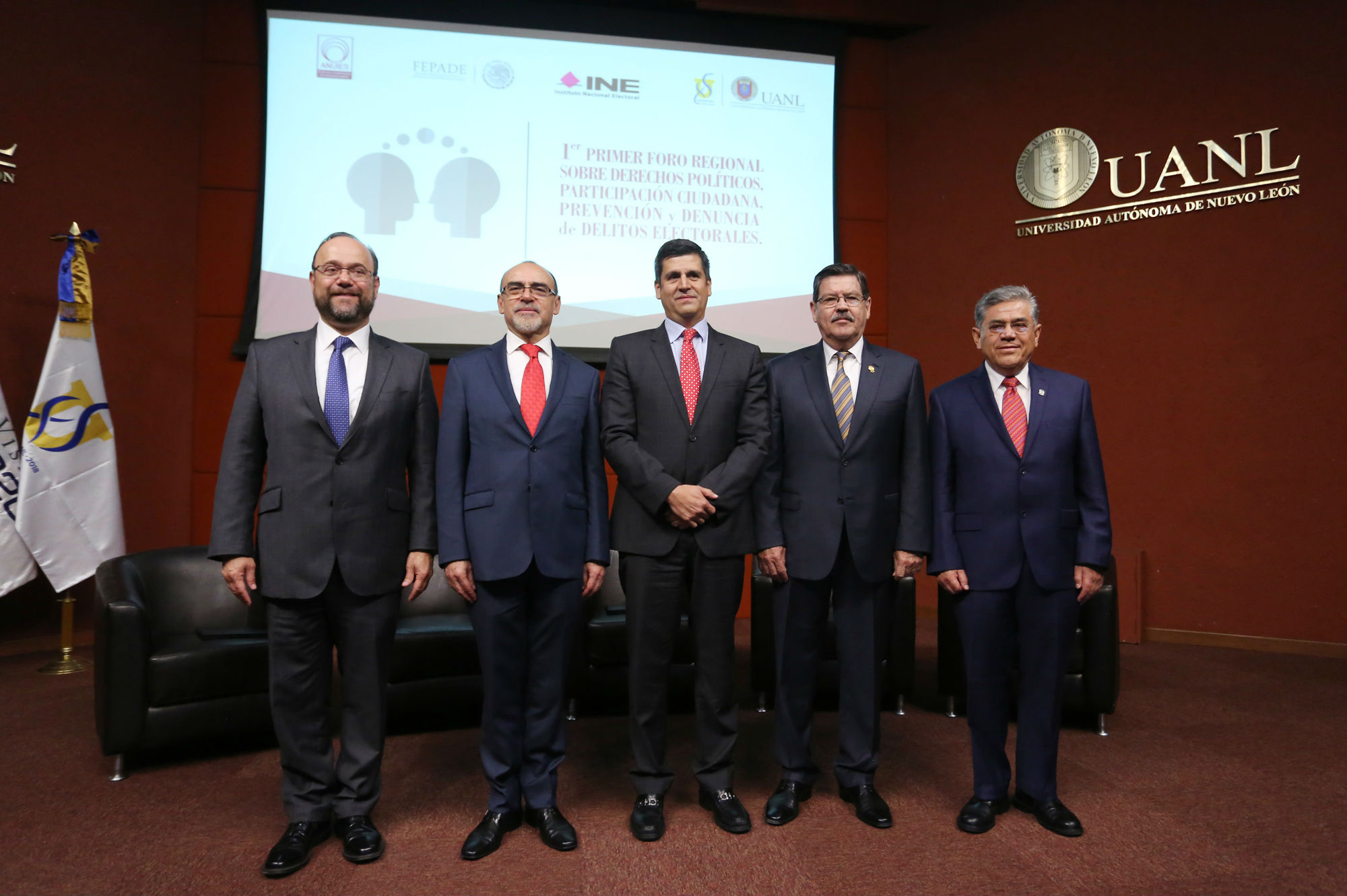 En UANL promueven participación electoral de los universitarios