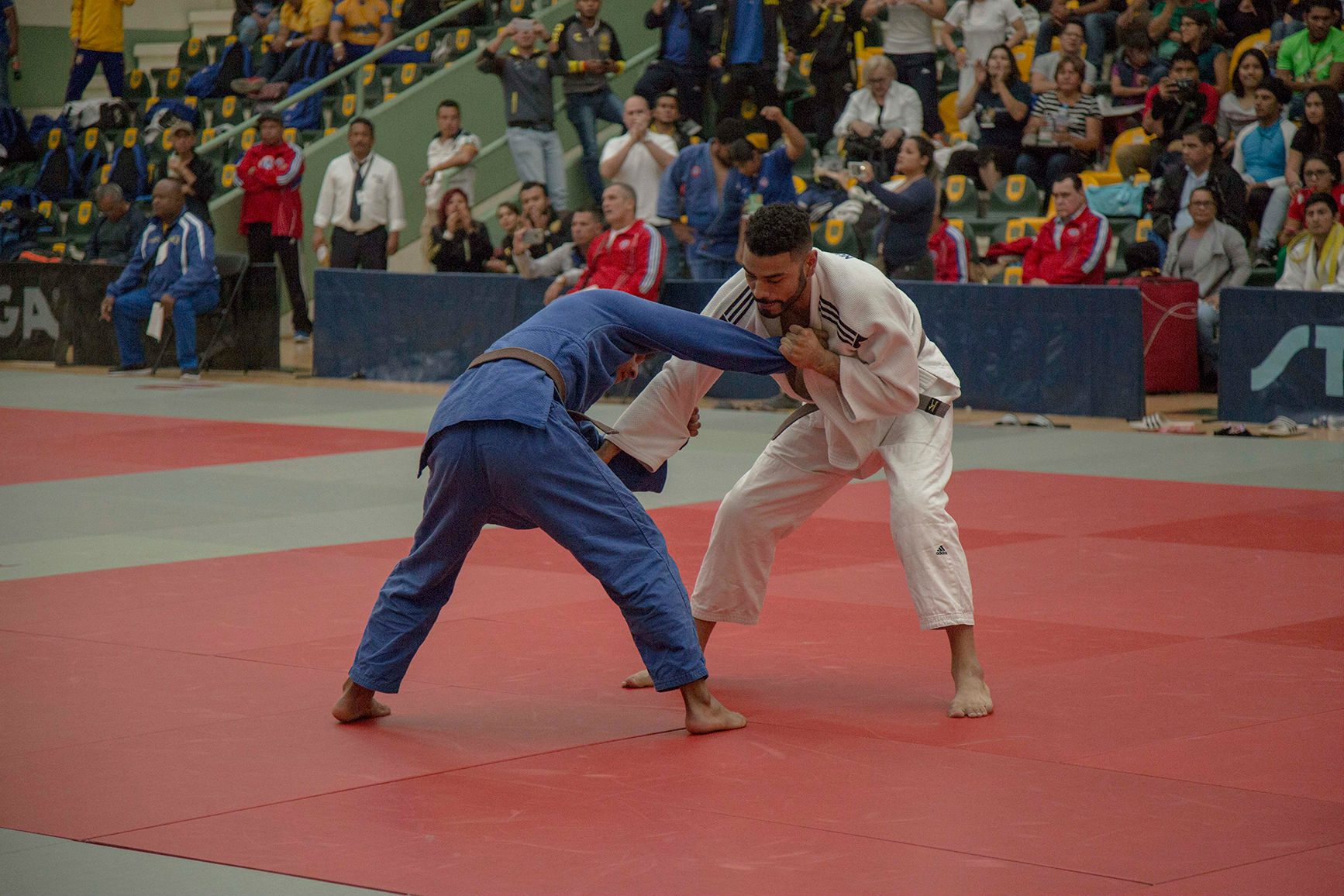 Acumula Tigres medallas en judo y es campeón