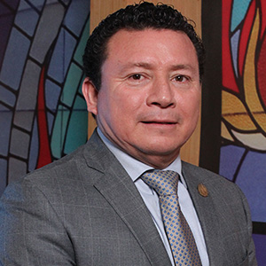Dr. Gerardo Fajardo San Miguel, México