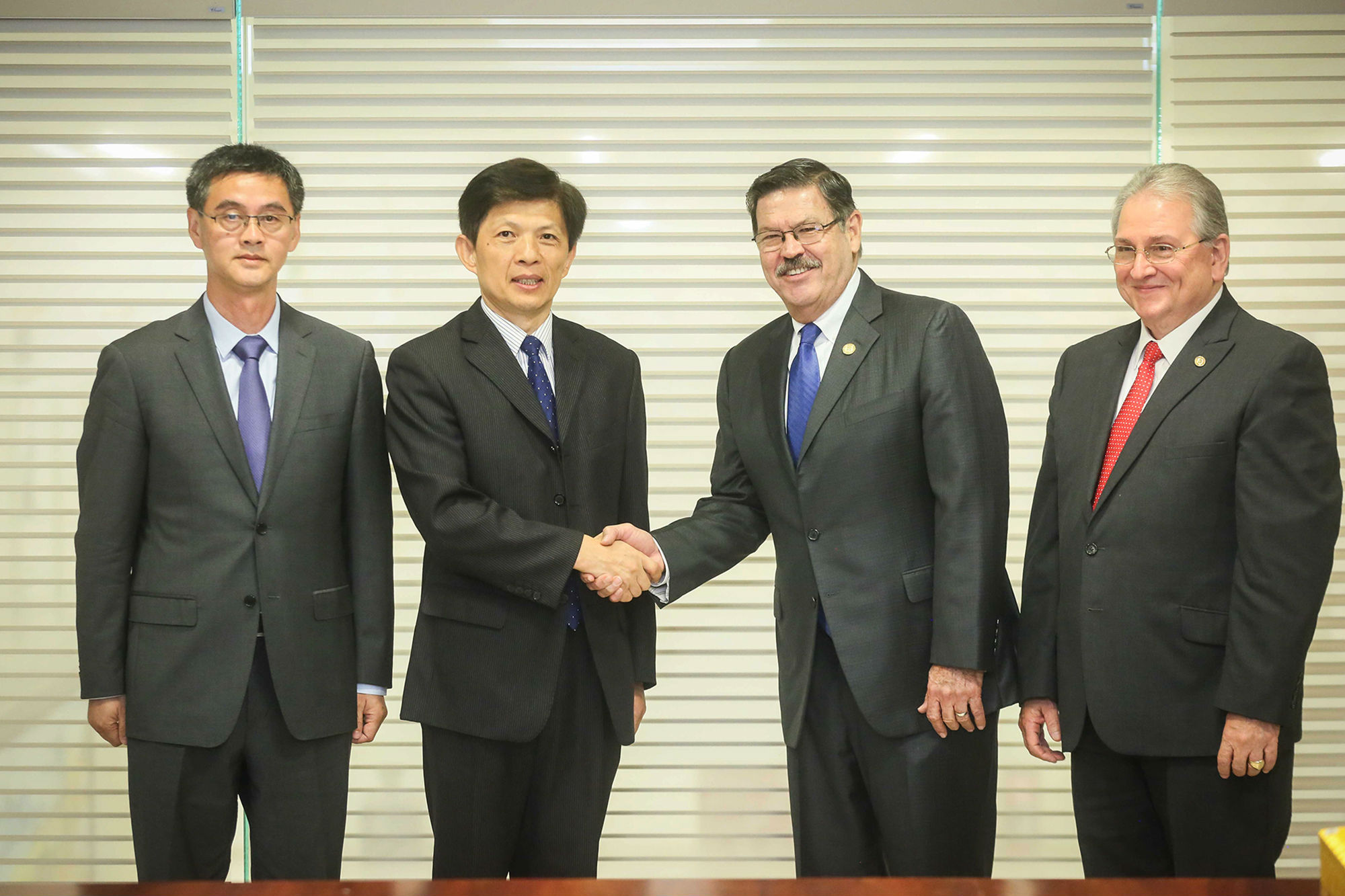 Universidad de Nuevo León y Nanjing colaborarán en materia económica