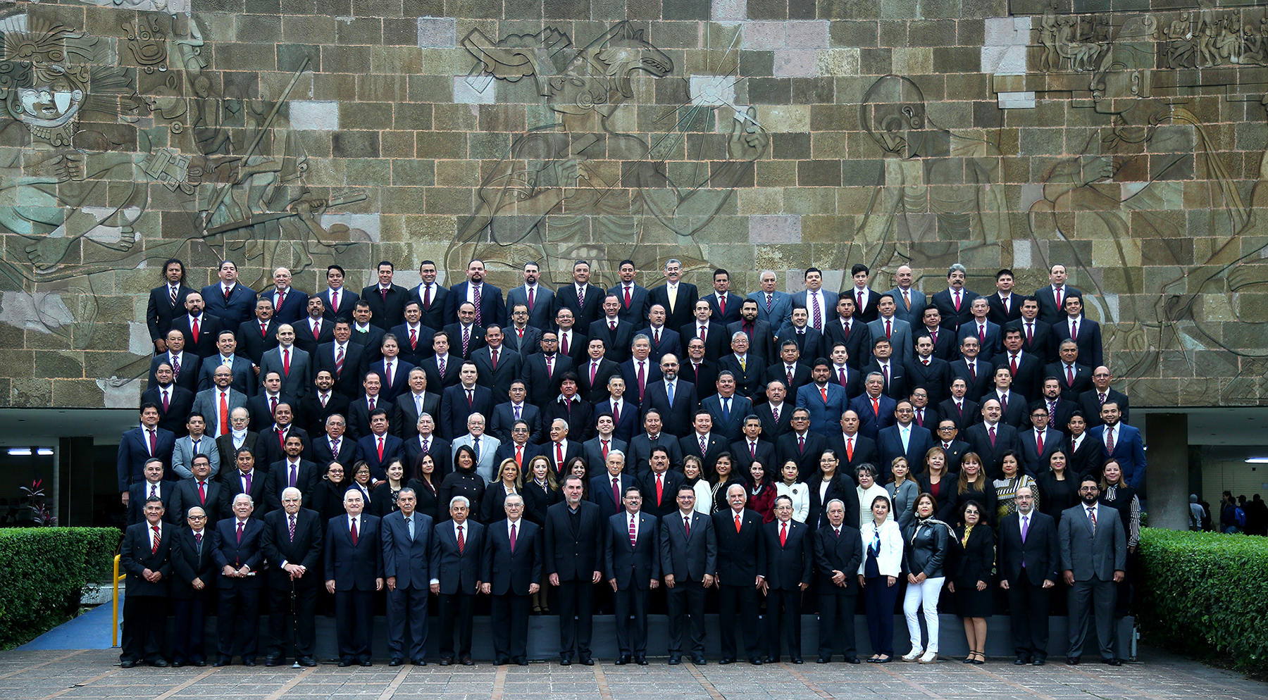 UANL conmemora 85 años de formar ingenieros civiles