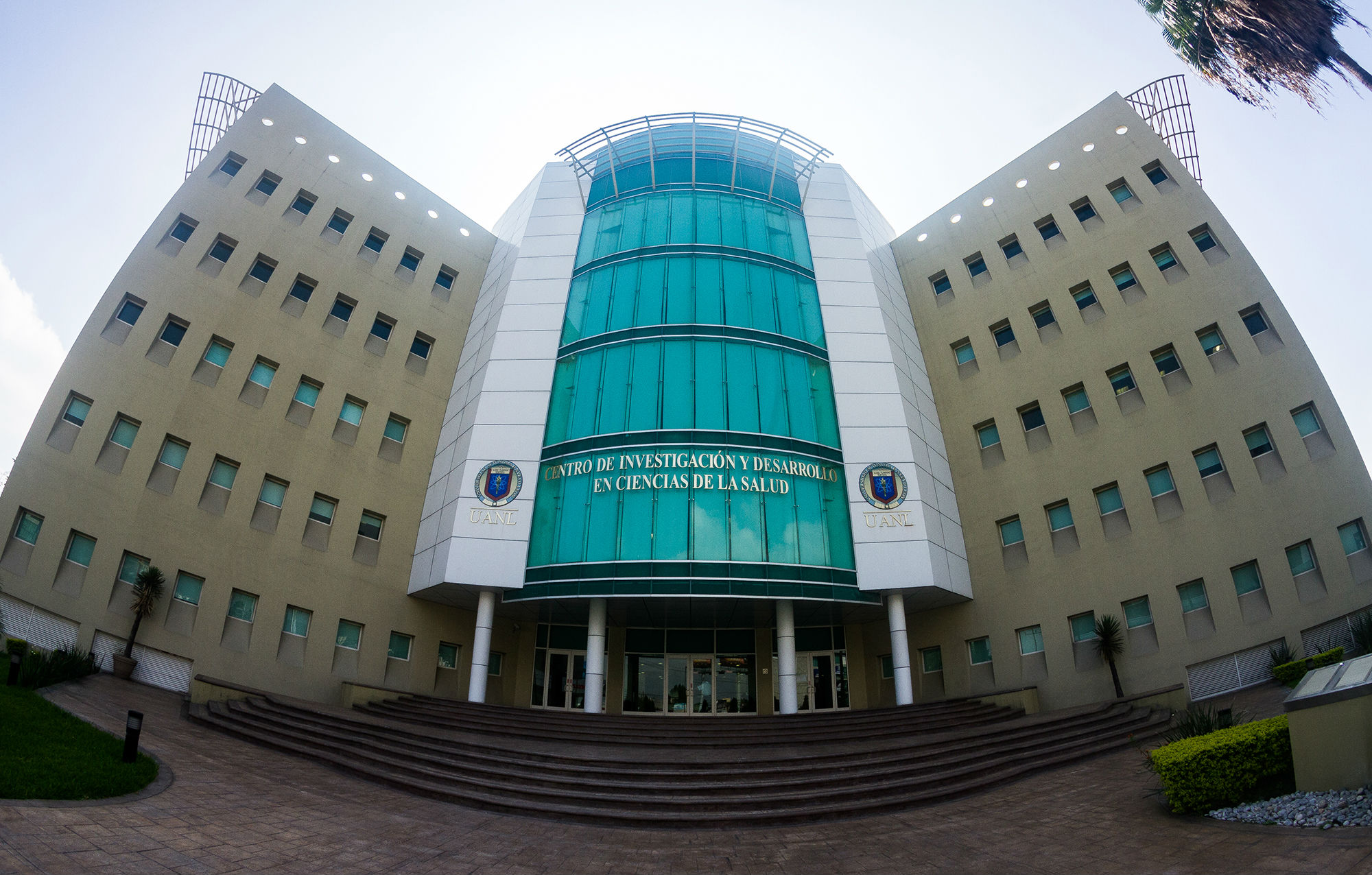 UANL impulsará innovación en ciencias de la salud