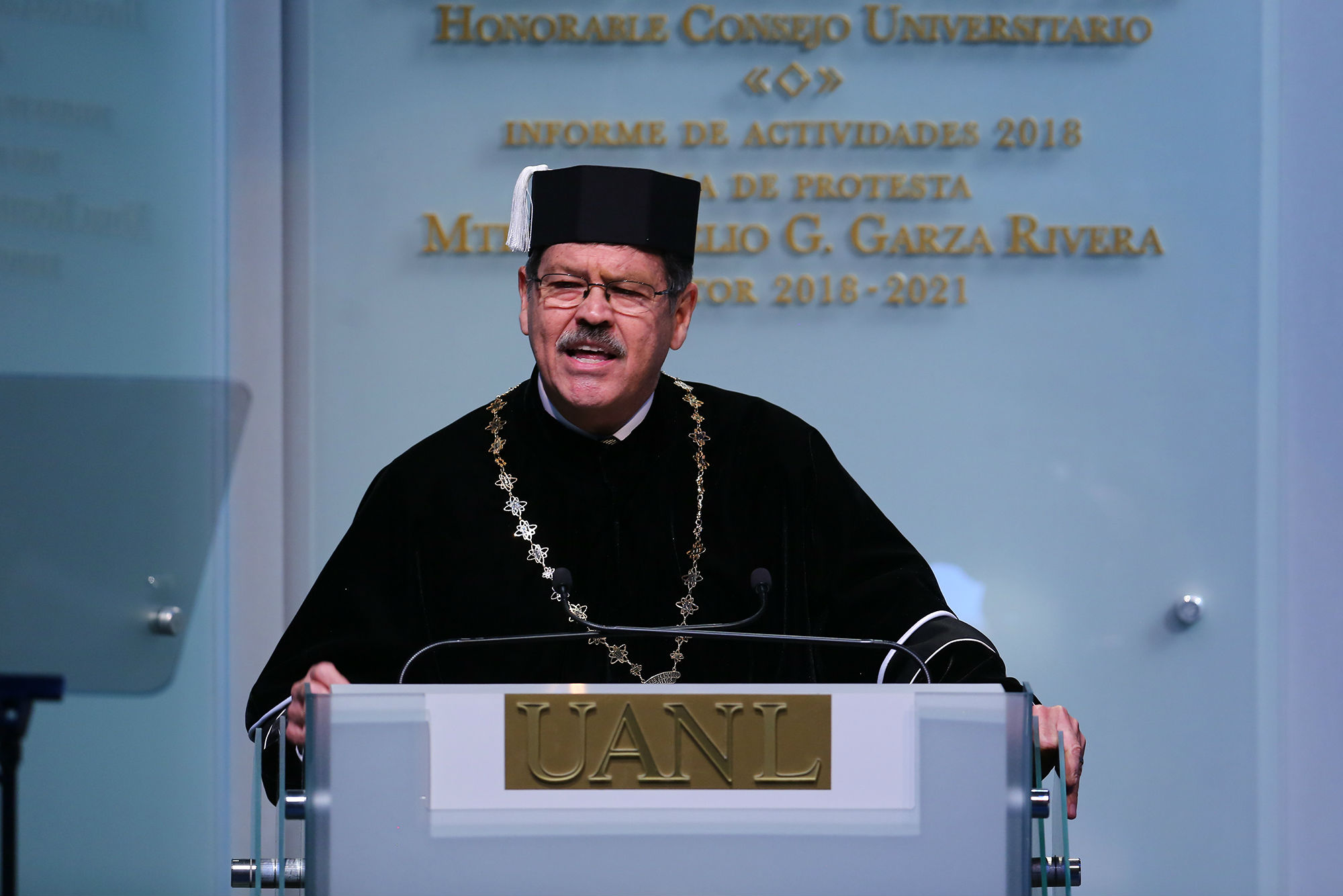 Rector de la UANL impulsa industria 4.0