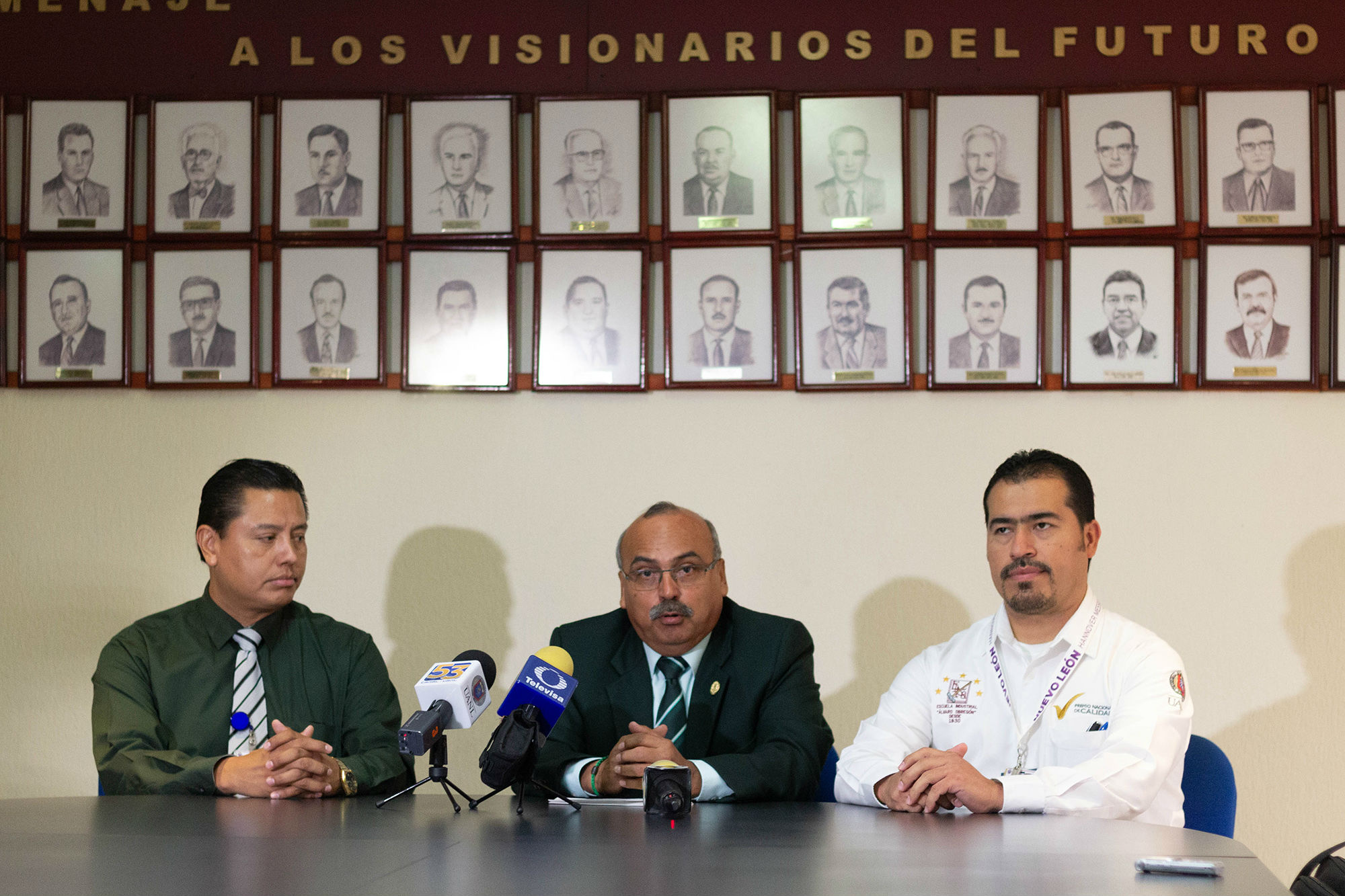 UANL vincula a estudiantes con sector empresarial