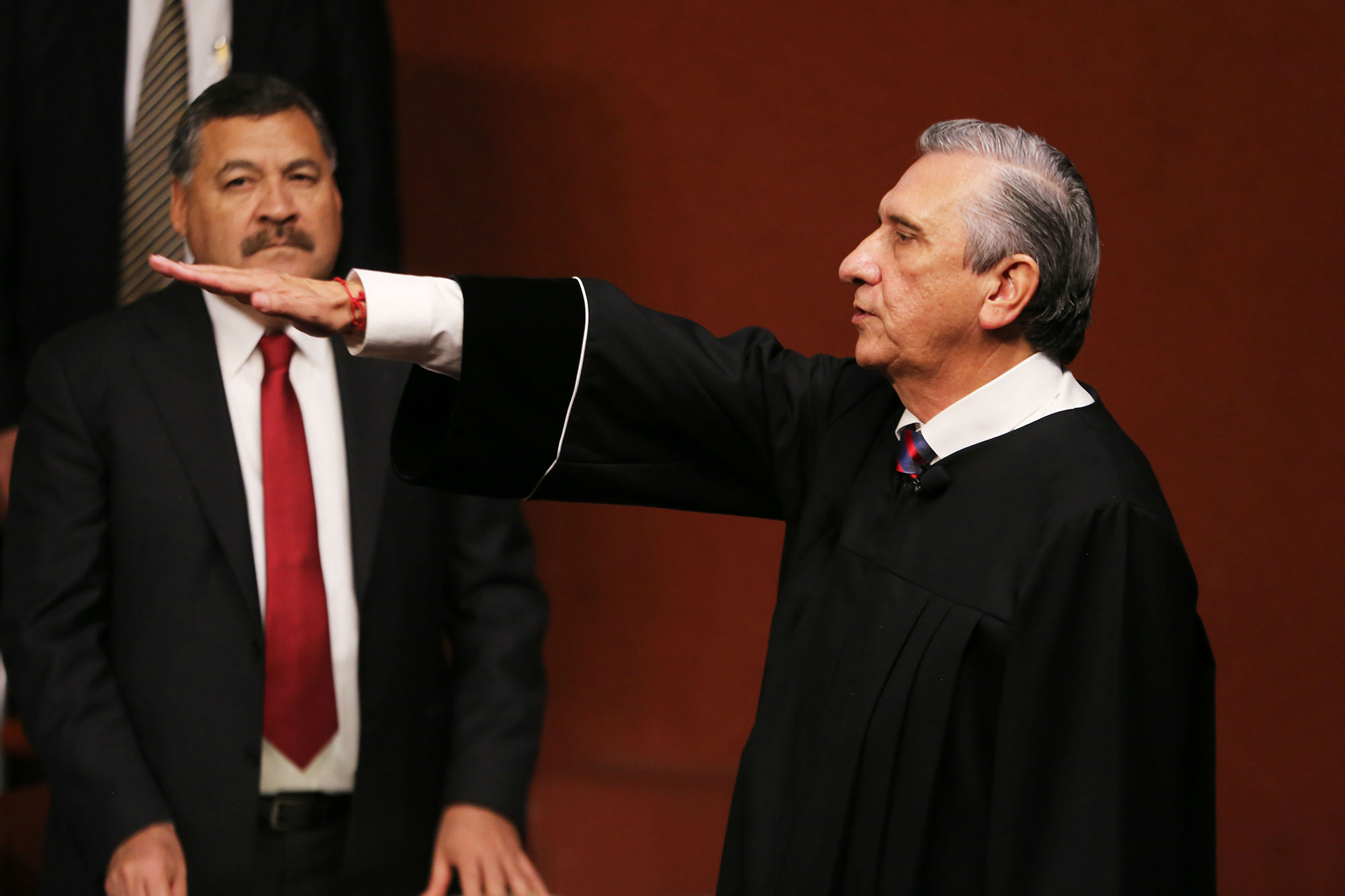 Miguel Luis Castillo Marco se integra a la H. Junta de Gobierno
