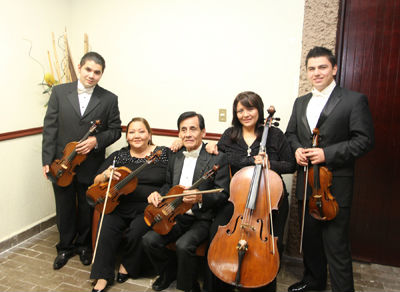 Tres generaciones unidas por la música