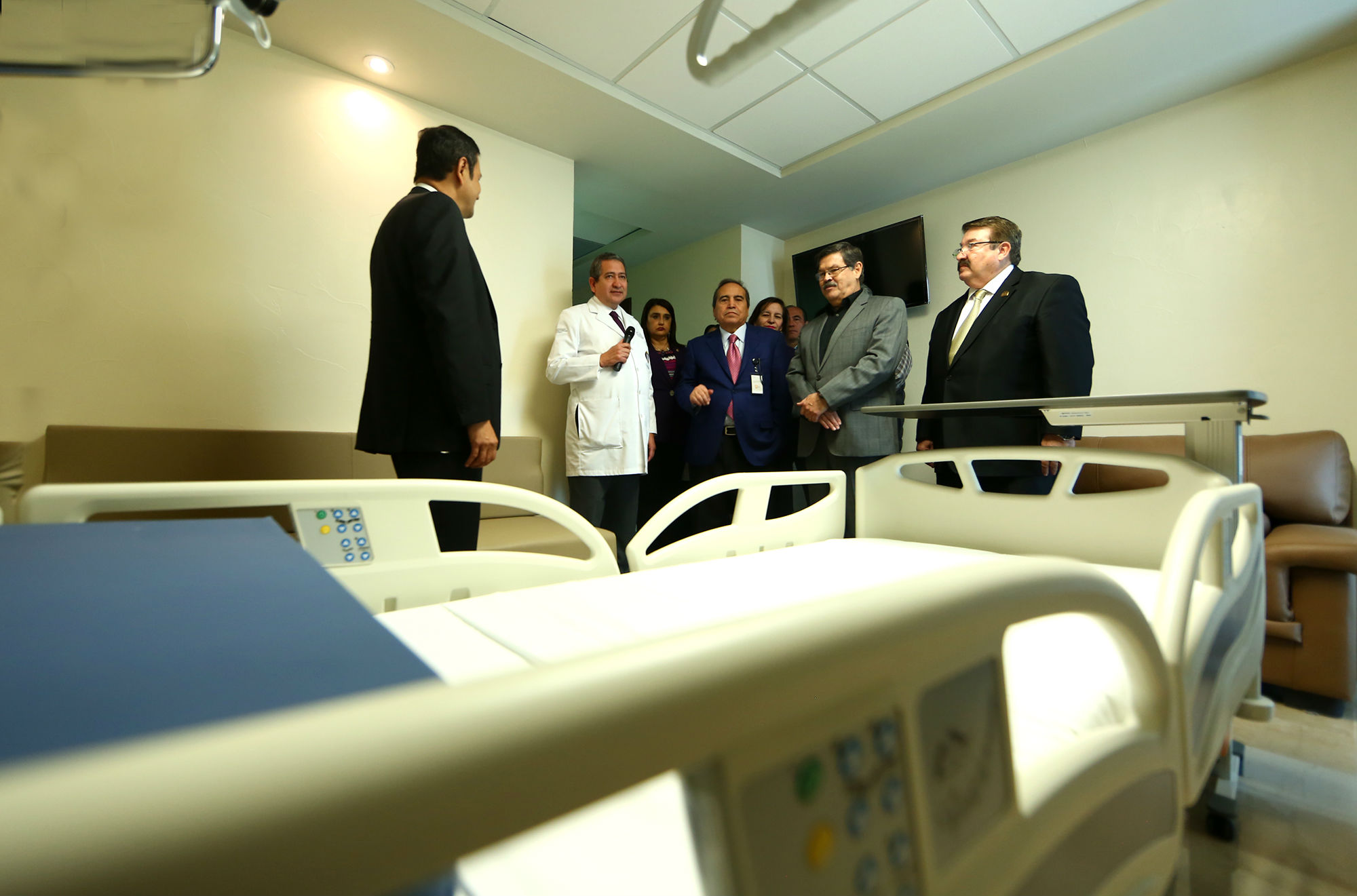 Inauguran área de internamiento para trabajadores de la UANL