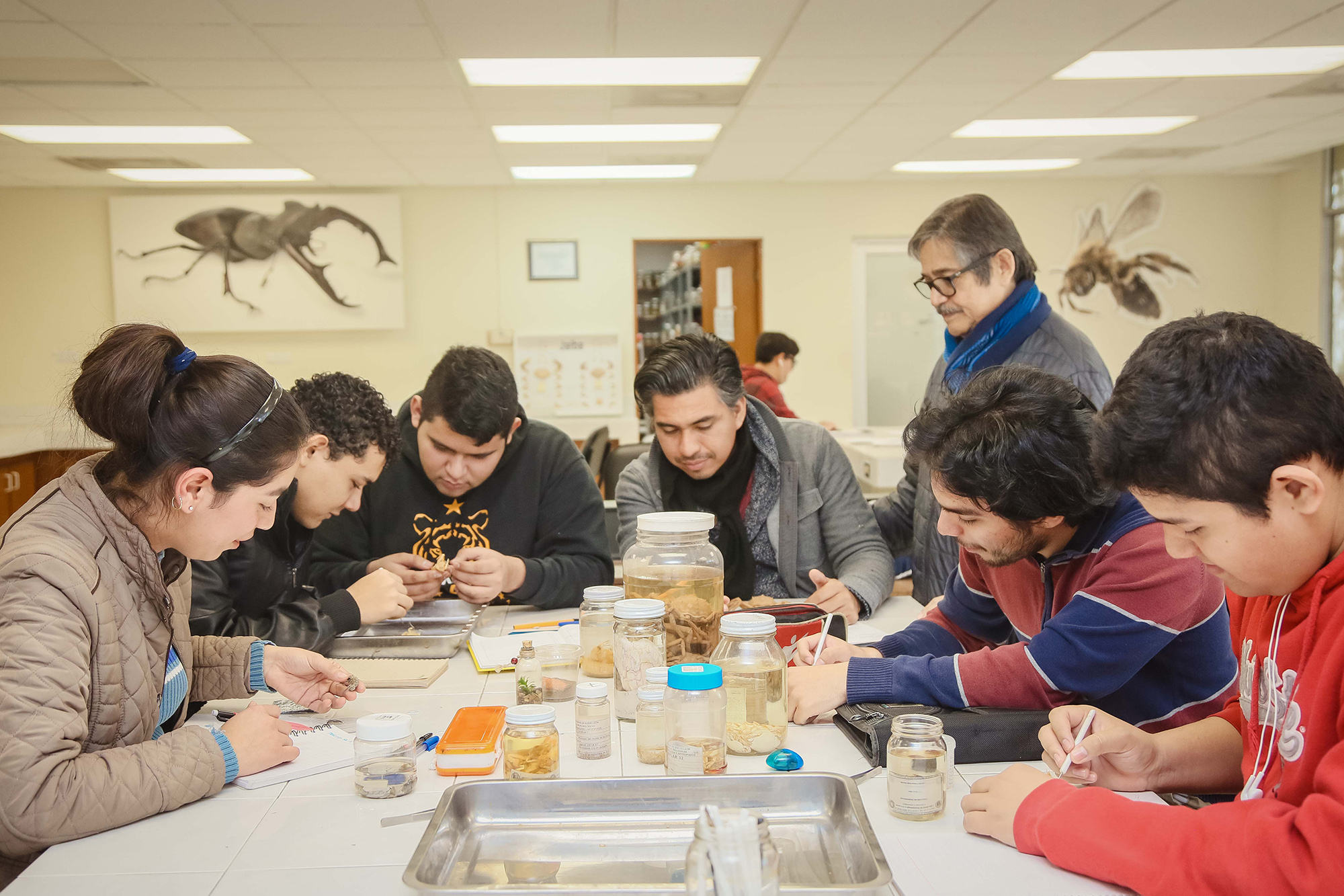 Biólogos de la UANL están en constante evolución