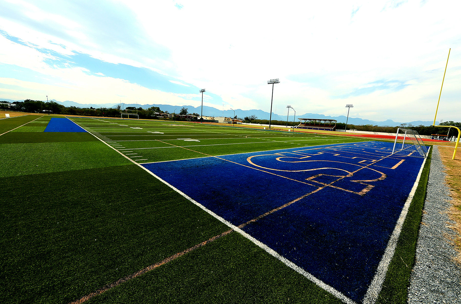 Presentan al nuevo coordinador del Polideportivo Linares UANL