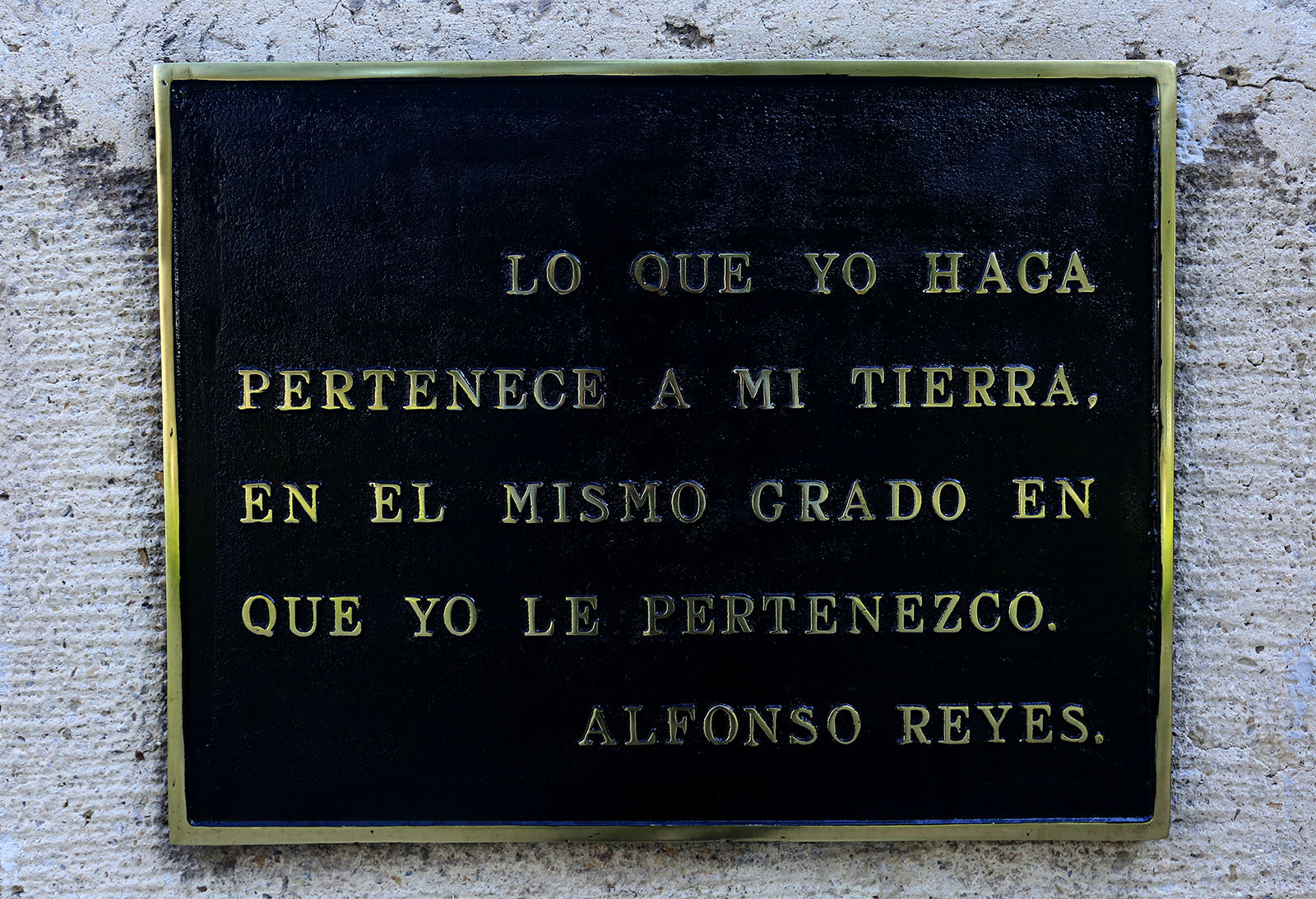 Evocan a Alfonso Reyes - Universidad Autónoma de Nuevo León