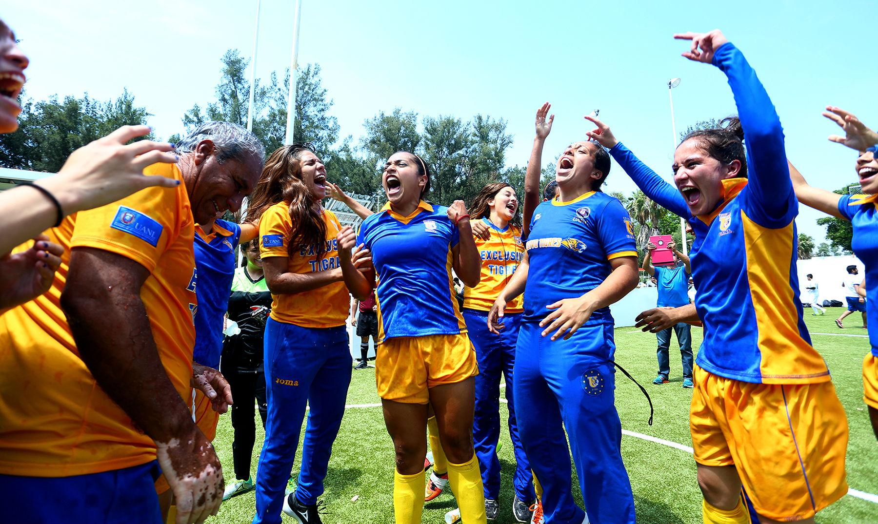 Oro histórico en fútbol rápido femenil