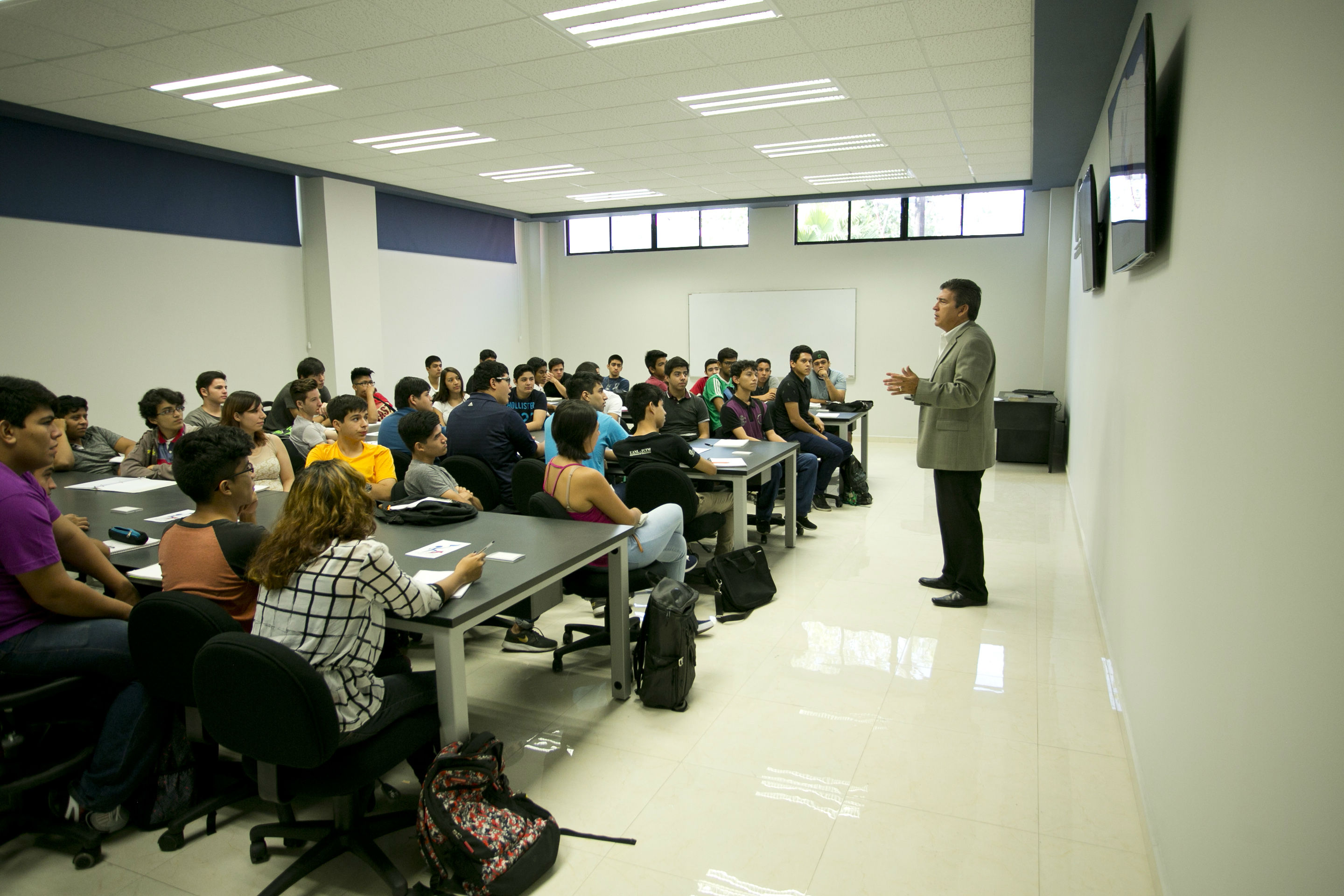Crean espacios para innovación y emprendimiento