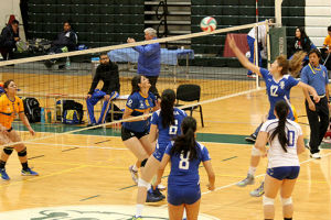 Gana UANL en apertura de Liga Mexicana de Voleibol