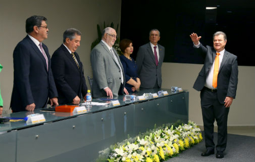Reeligen a Director de la Facultad de Agronomía para periodo 2019-2022