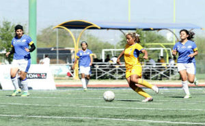 Ganan invictas Tigrillas de soccer pase a Universiada Nacional 2014