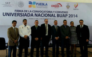 Es testigo la UANL de convenio en Puebla para UN 2014