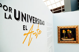 Su arte contribuye a la educación de estudiantes de la UANL