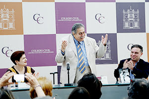 UANL rinde homenaje a Luis Martín