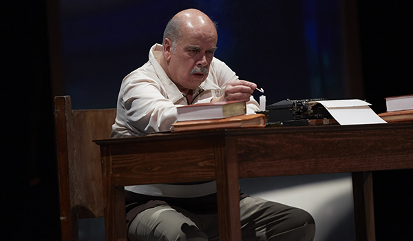 Disfrutan velada teatral en honor a Reyes
