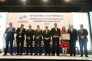 UANL recibe el Premio al Mérito Exportador 2019