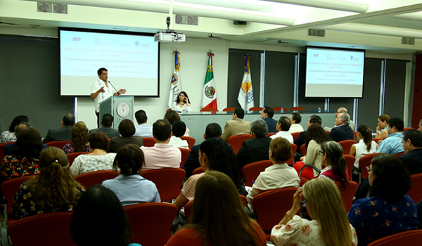 Discuten en UANL nuevo modelo de enseñanza - Universidad Autónoma de Nuevo  León