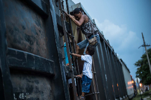 Presentan trabajo de investigación sobre situación de migrantes