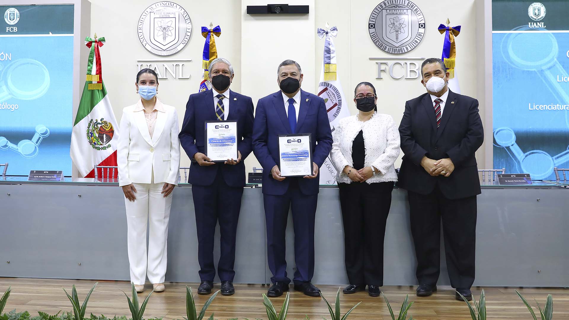 Acreditan cobertura y excelencia de programas de Biología
