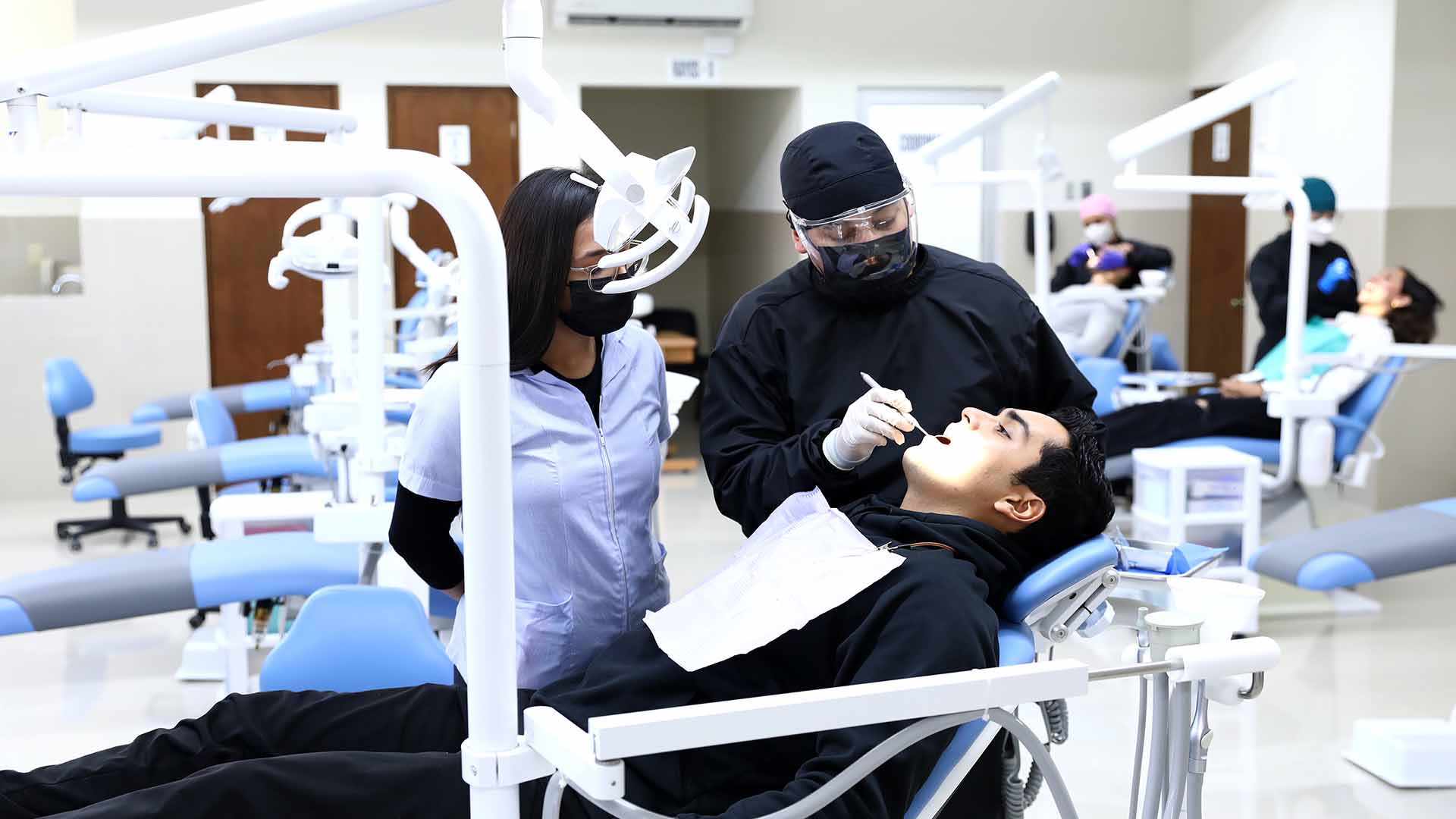 Moderniza Odontología Módulo Dental Apodaca