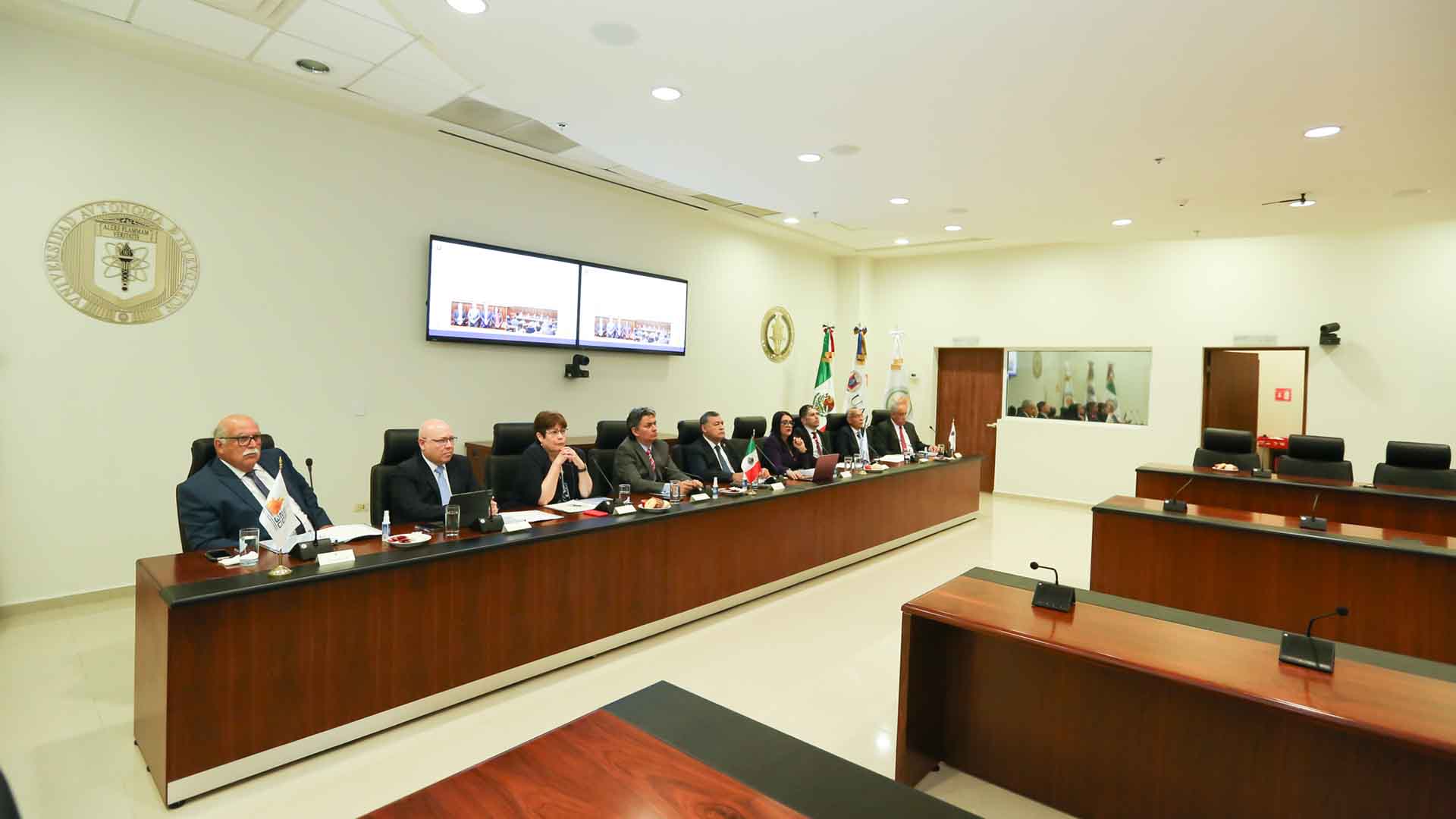 Presenta UANL sus retos al 2030 a Consejo Consultivo Internacional