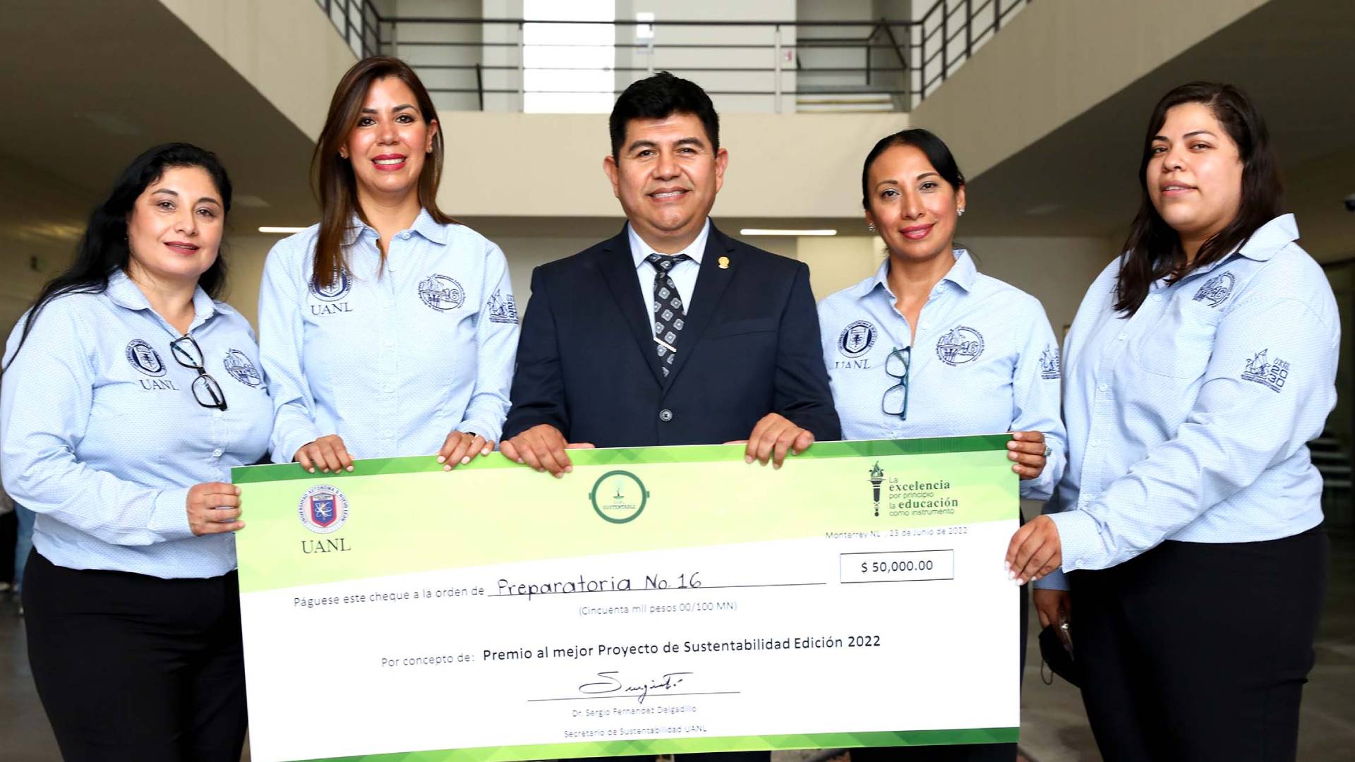 Gana Prepa 16 concurso de sustentabilidad UANL