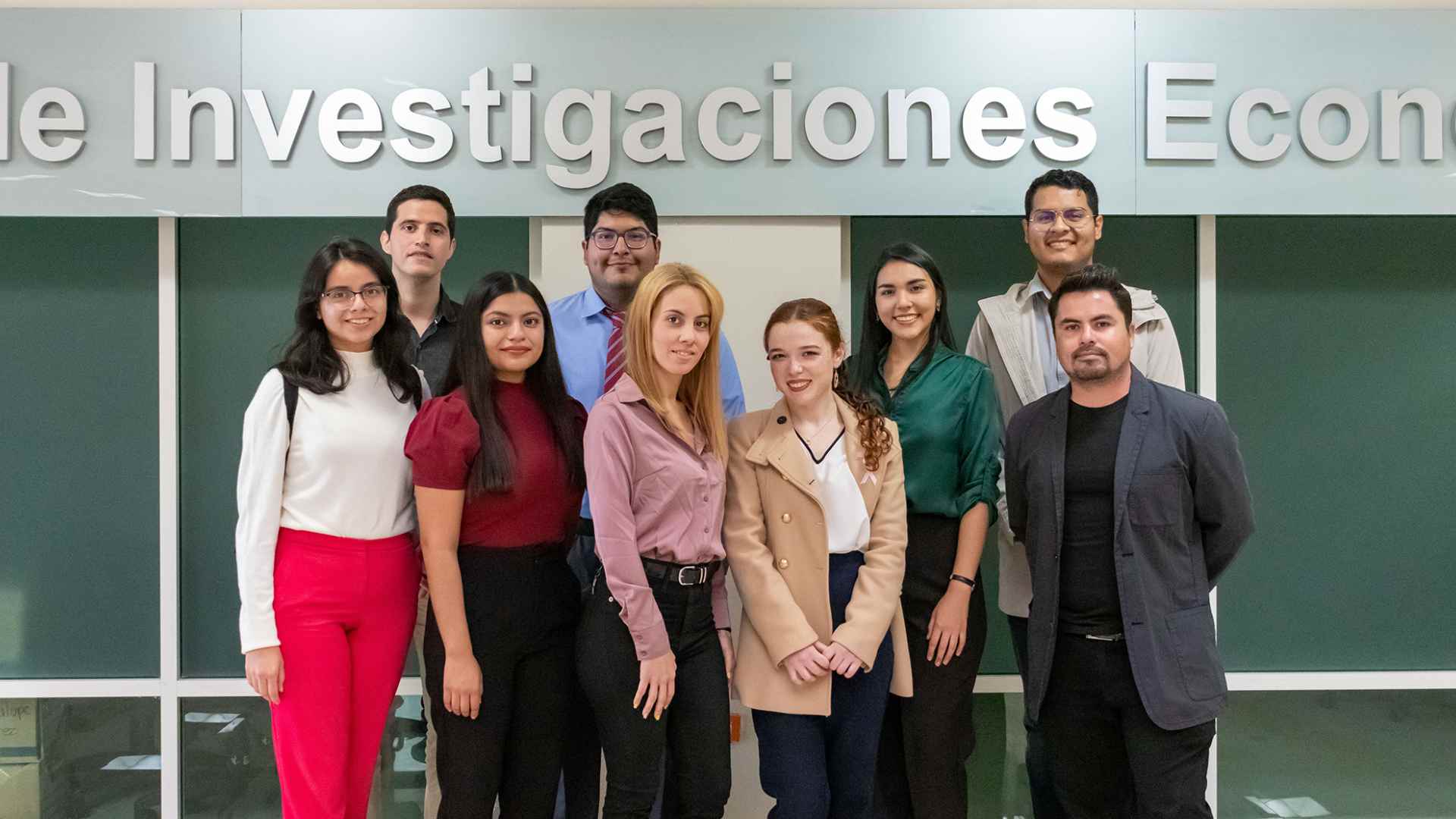 Premia UANL mejores proyectos de investigación económica