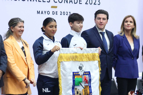 Abandera Gobernador a atletas de NL de Juegos Nacionales CONADE 2023