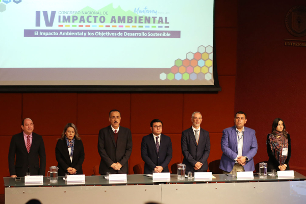 Debaten en UANL sobre impacto ambiental