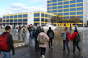 217,000 UANL students embrace a new beginning