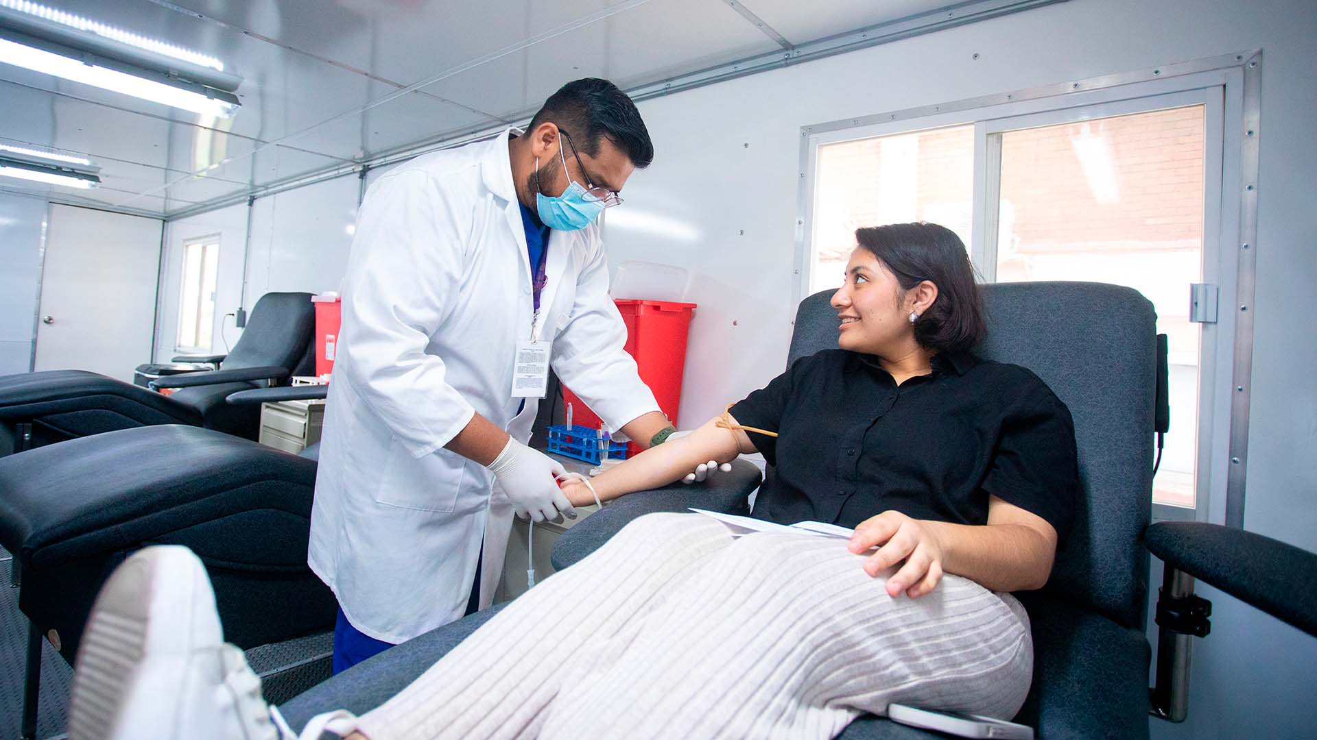 Súmate a la campaña de donación de sangre del HU y salva vidas