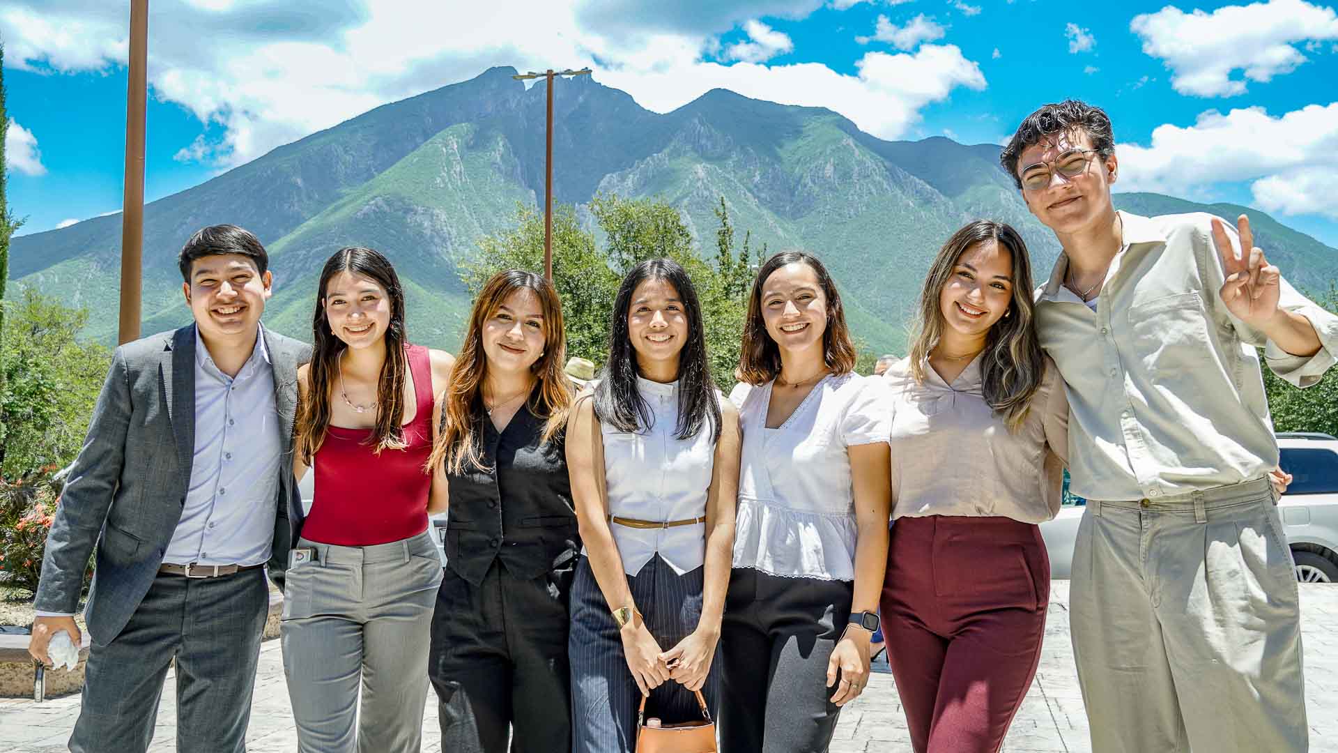 Consolida red global con estudiantes de intercambio académico