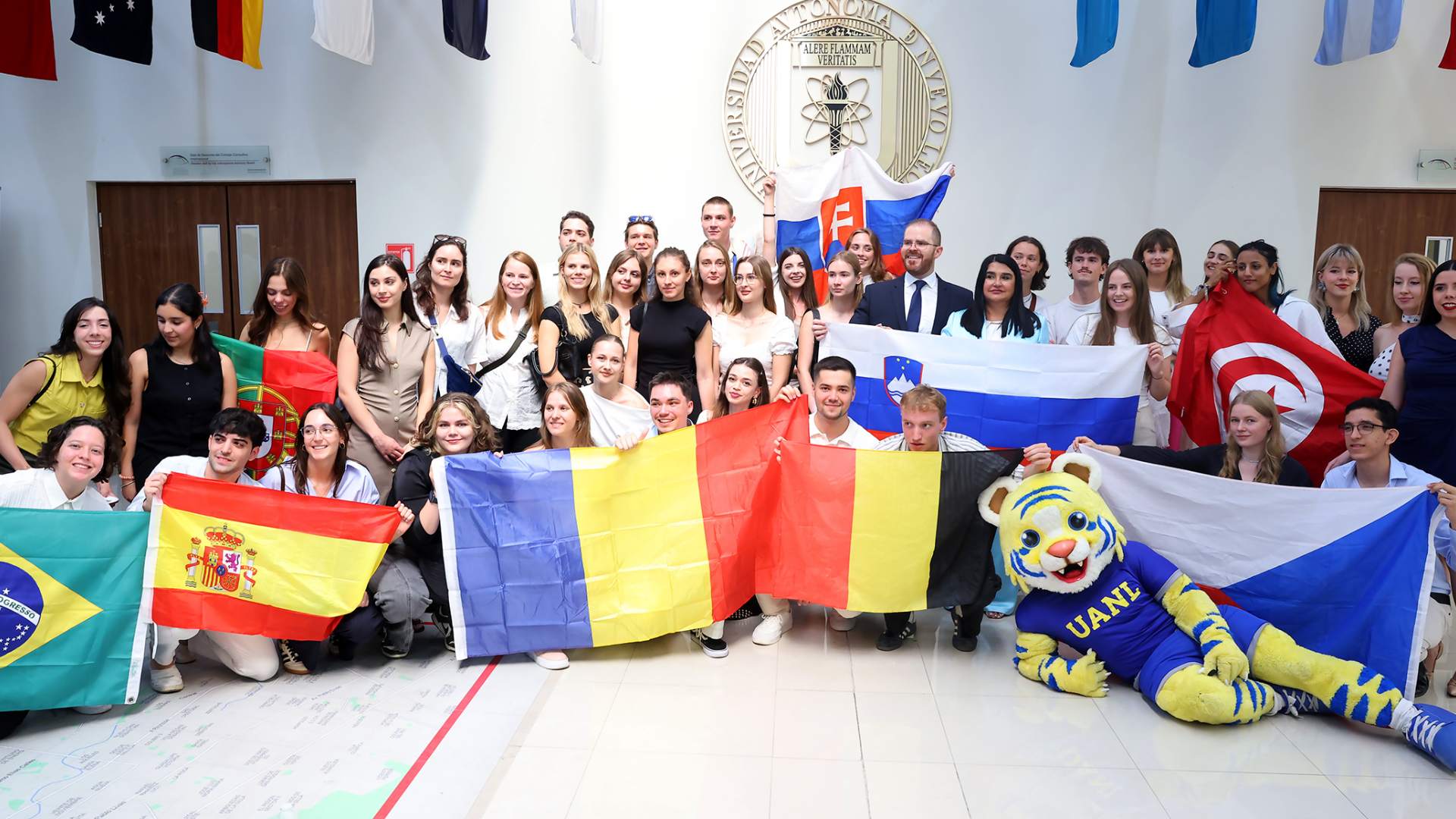 Dan bienvenida a estudiantes de intercambio académico