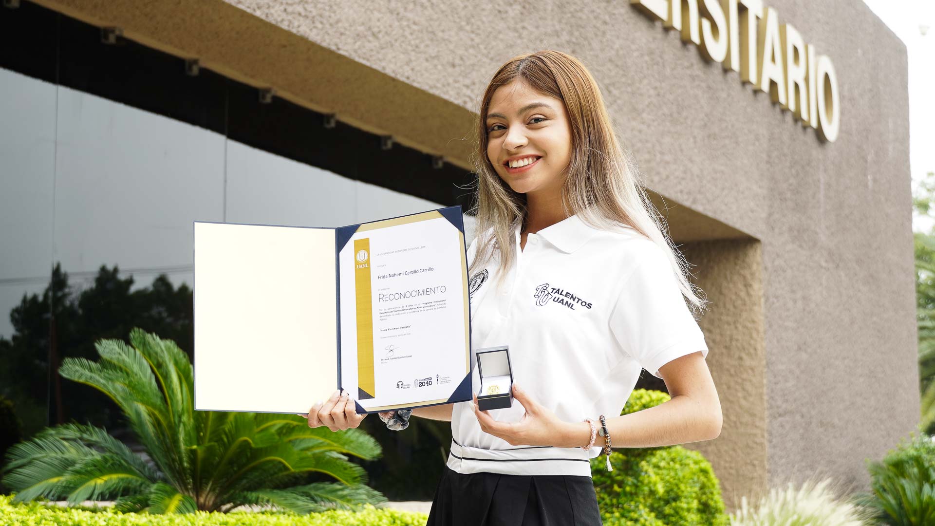 UANL reconoce a alumnos del Programa de Talentos