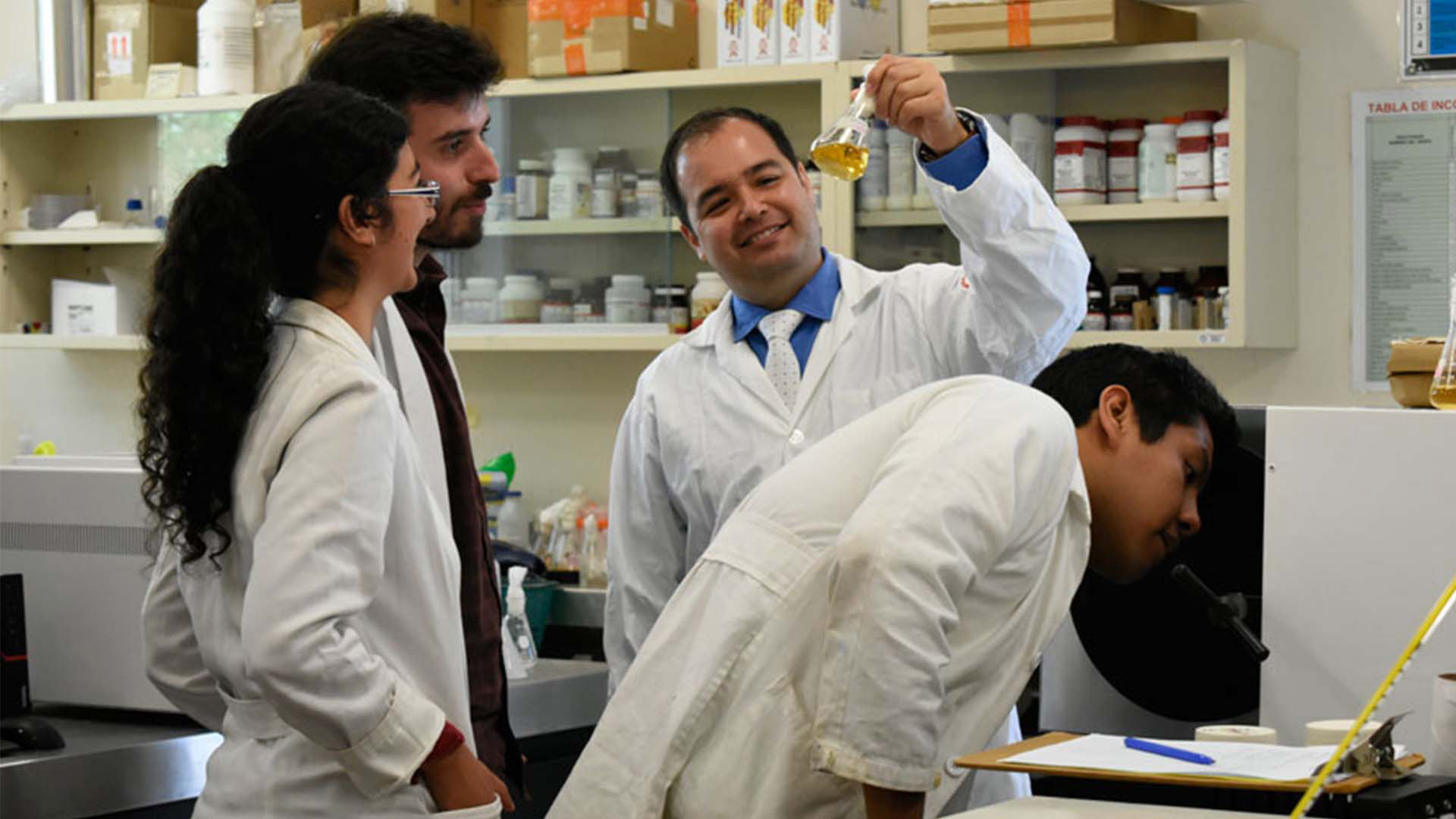 Generan en la UANL nuevas armas contra infecciones resistentes