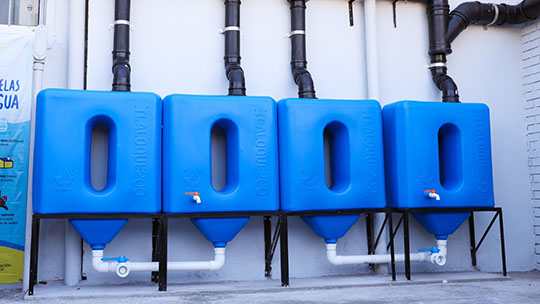 Instalan en Preparatoria 9 sistema de captación de agua de lluvia