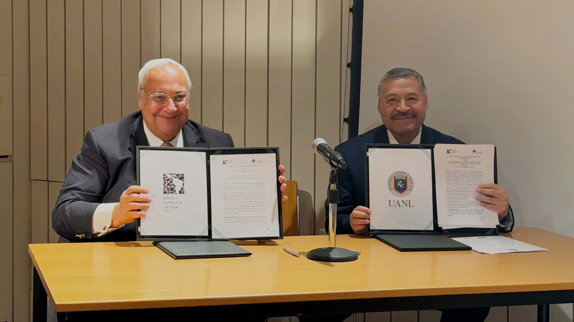 Renueva UANL alianza con Casa de América Latina en Portugal