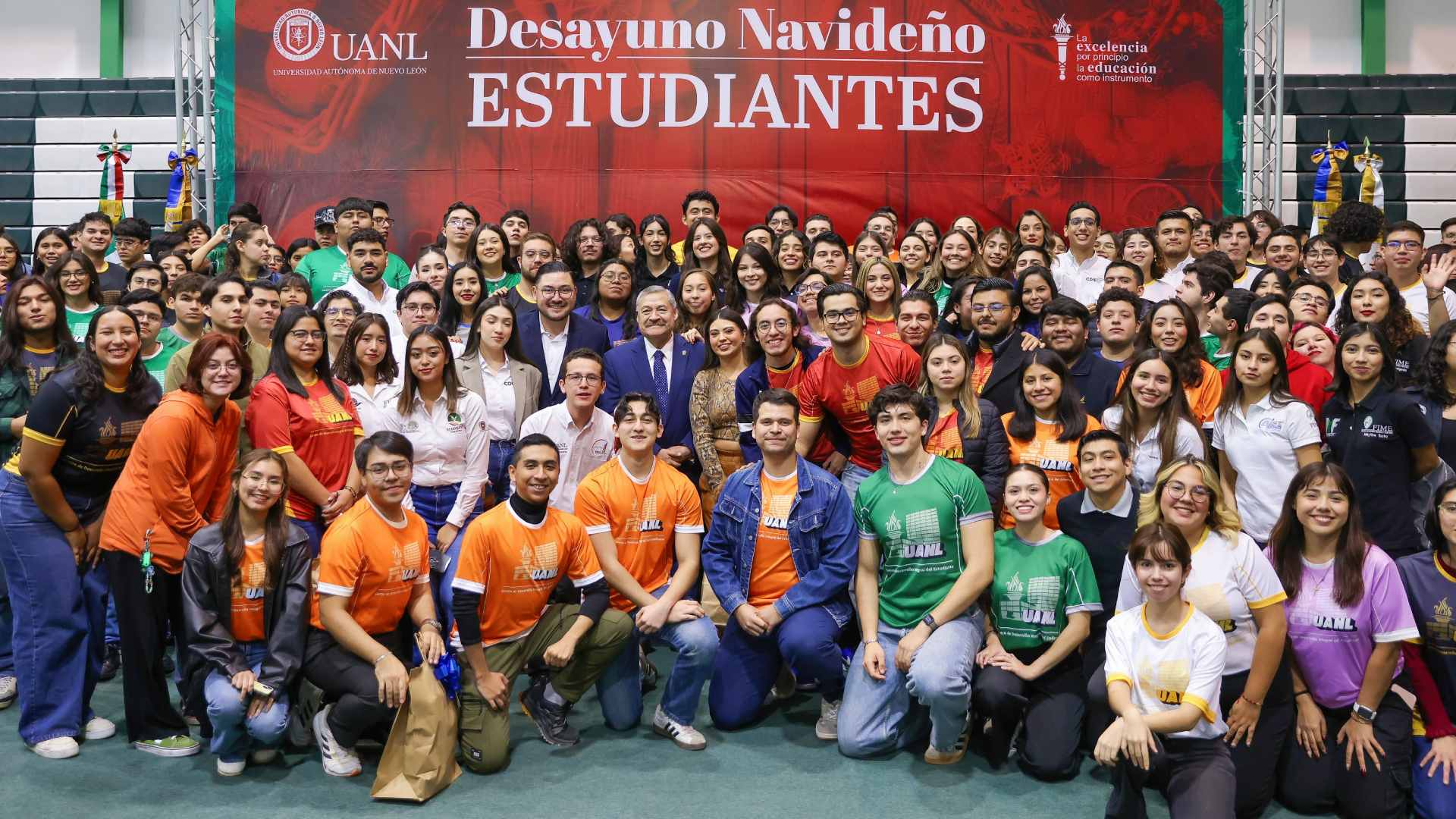 Agradece rector a estudiantes representar el espíritu universitario