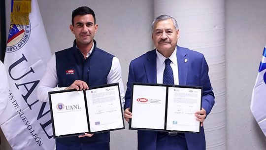 Firman convenio de colaboración entre la CMIC y la UANL