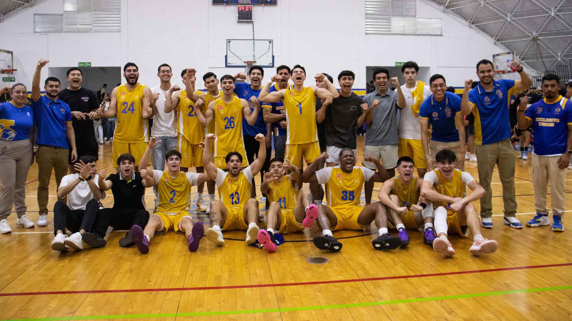 Gana Tigres clásico estudiantil de basquetbol