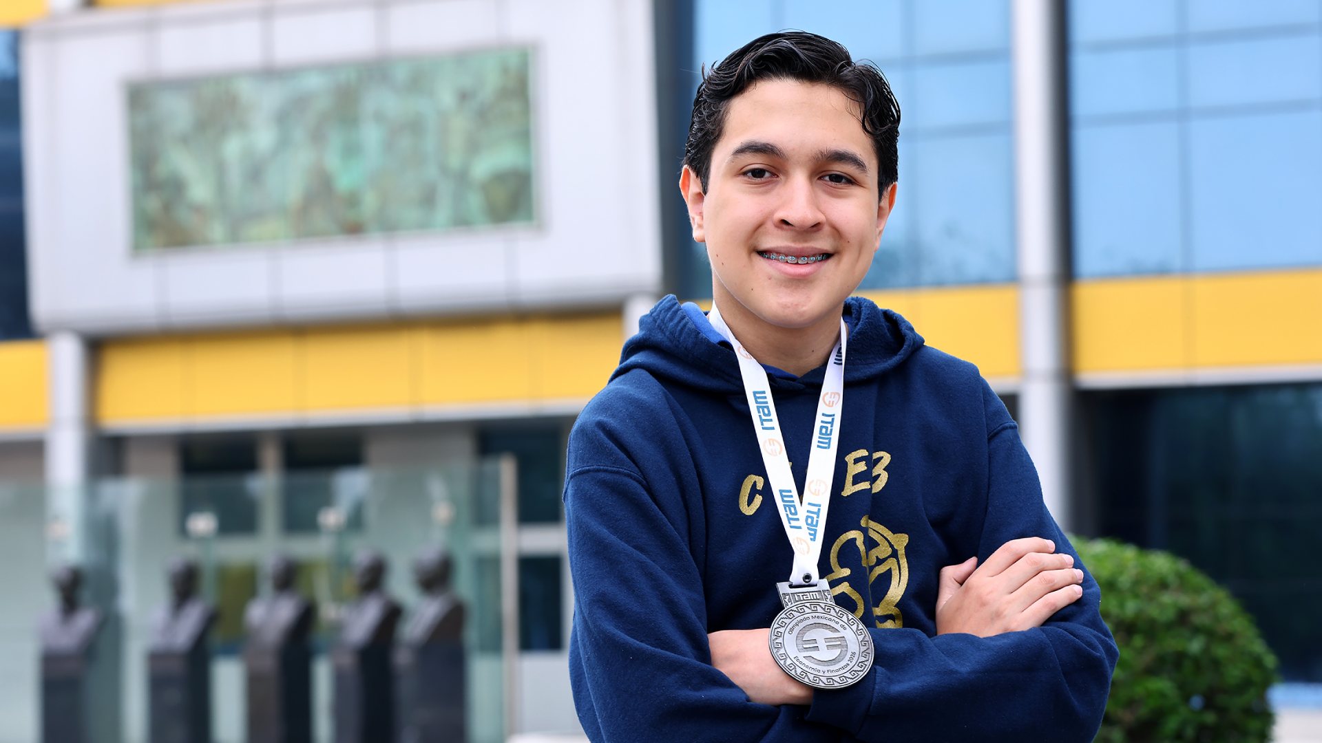 Plata en Olimpiada Mexicana de Economía y Finanzas