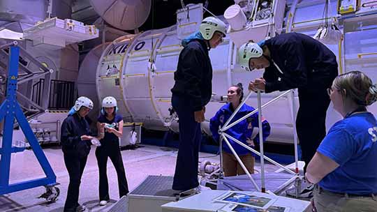 Viajan a la NASA estudiantes de bachillerato