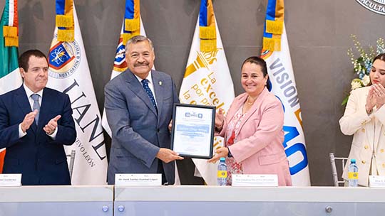 FAMED obtiene quinta acreditación de la CONAECQ