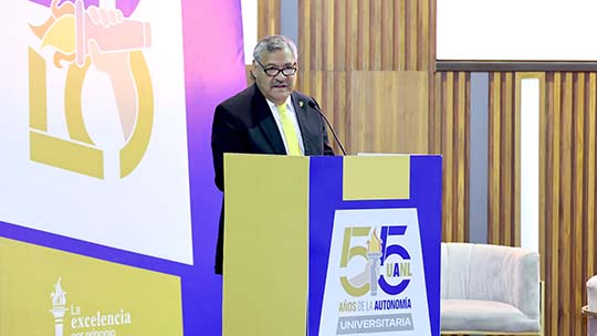 Garantiza autonomía una universidad libre, plural y crítica
