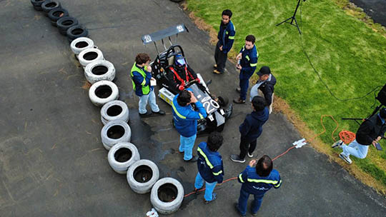 UANL destaca en campeonato nacional de autos eléctricos